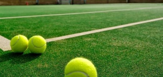 Теннисный корт